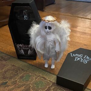 Living Dead Dolls Resurrection Rain